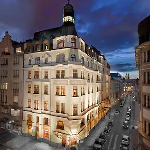 5* מלון Art Nouveau Palace
