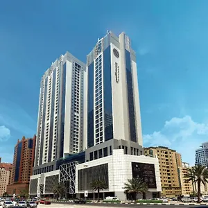 Pullman 5* שארג'ה